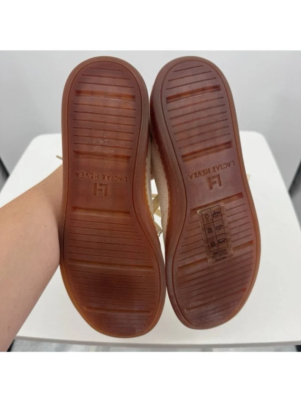 Everlane Tread Bare Sneaker size 11 Women's in Canvas Natural Lace-up Shoes